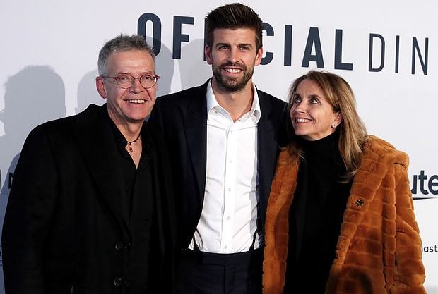 gerard pique và bố mẹ anh ấy