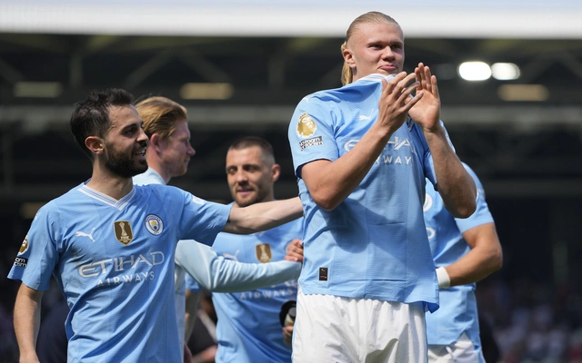 Trận đấu kinh điển giữa Manchester City 2-3 Manchester United